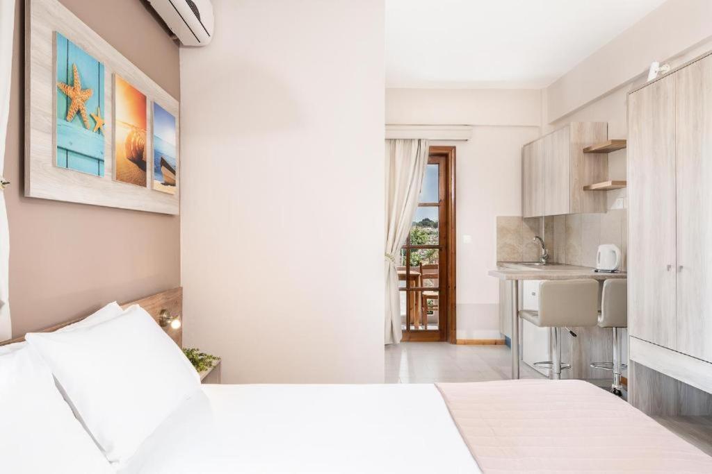 Cathrin Suites Stavrós Extérieur photo