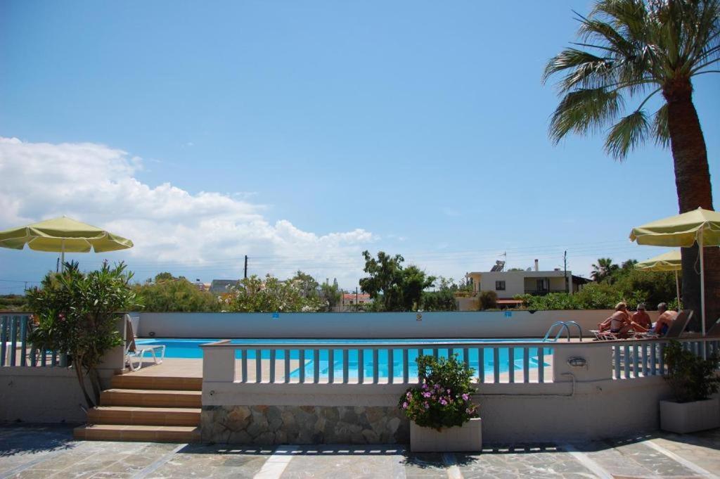 Cathrin Suites Stavrós Extérieur photo
